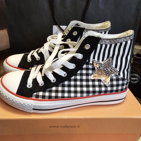 High sneakers . - Picture 8 of 12